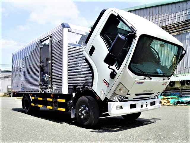 Ưu điểm vận hành và thiết kế của NPR 400